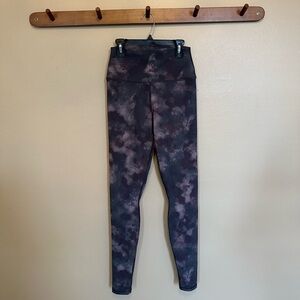 ALO Yoga Cloudy Pattern Leggings